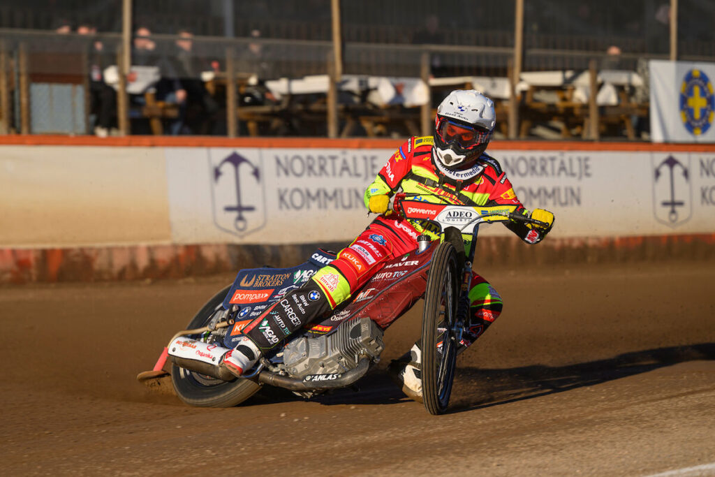 Hallstavik, SVERIGE - 7 maj 2024 : Lejonen Dominik Kubera under matchen i Bauhausligan mellan Rospiggarna och Lejonen på Credentia Arena den 7 maj i Hallstavik ( Foto: Oscar Larsson / SarnehedPhoto )  Nyckelord Keywords: Speedway, Bauhausligan, Rospiggarna, Lejonen, ESS, Elitserien, Elitspeedway, Bauhausligan***Betalbild***