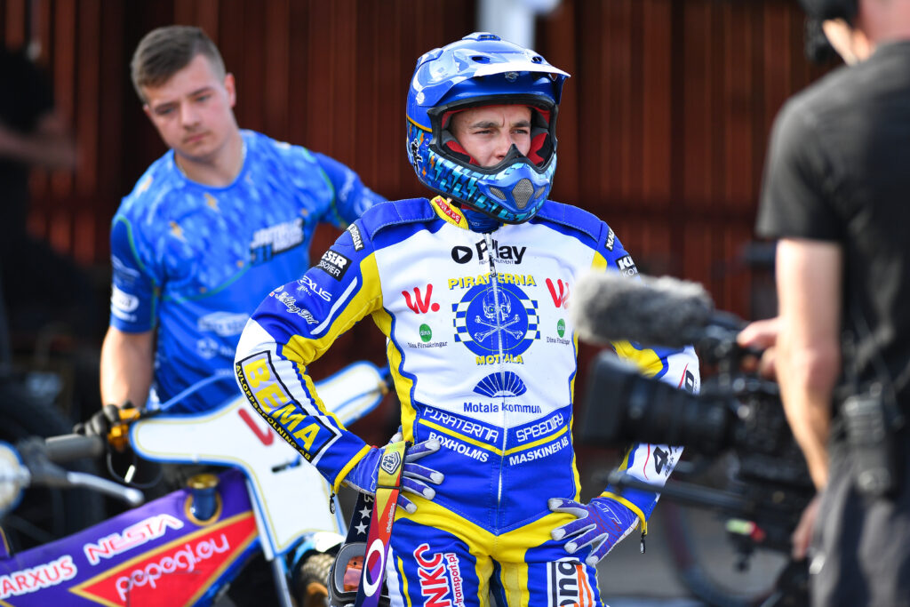 Piraternas Jakub Jamrog under speedwaytävling i Bauhausligan mellan  Piraterna och Eskilstuna Smederna den 22 Juni, 2021 på RMV Skog Arena i Motala, Sverige. (Foto: Erik Kruse)